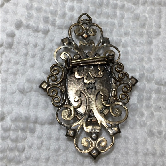 Antique Engraved Rose & Rhinestone Brooch - Picture 4 of 7